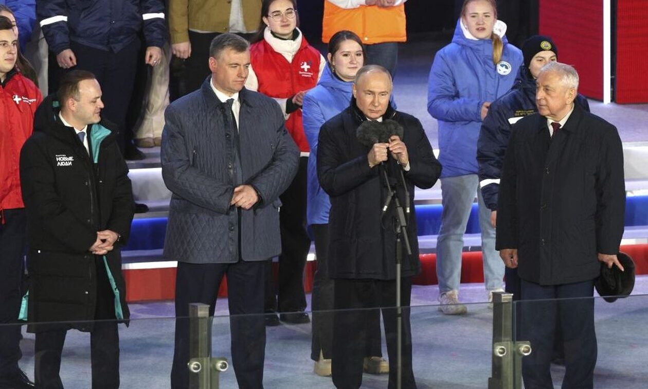Ρωσία: Μεγαλειώδης εμφάνιση Πούτιν και εορτασμοί για τα 10 χρόνια από την προσάρτηση στης Κριμαίας
