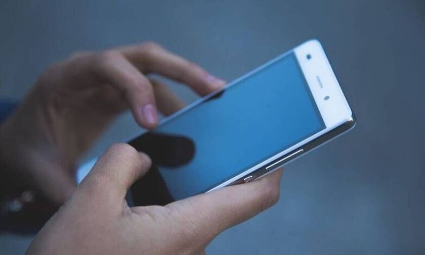 ΑΑΔΕ: Ξεκίνησε να λειτουργεί η εφαρμογή για τις συναλλαγές με την Εφορία από το κινητό τηλέφωνο