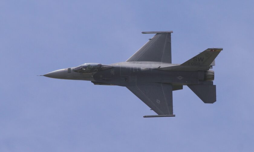 Νίκος Δένδιας για πτώση F-16: Ευχές για ταχεία ανάρρωση στον πιλότο