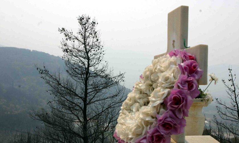 Ηλεία: Αυτοκτόνησε πάνω στον τάφο του πατέρα του