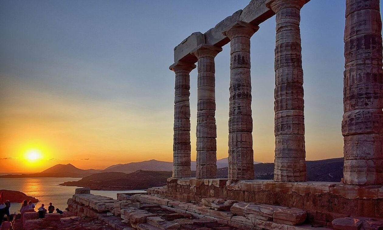 Σούνιο: Εξόρμηση στο νοτιότερο άκρο της Αττικής με το πιο μαγικό ηλιοβασίλεμα