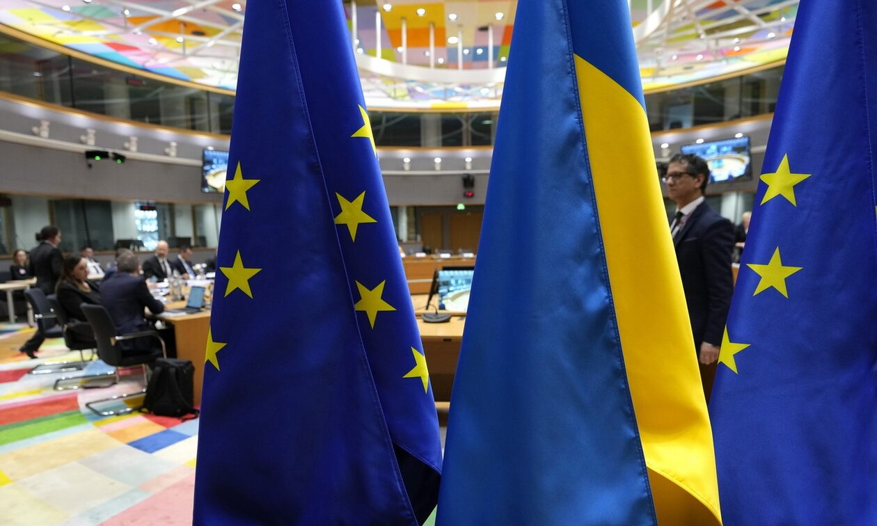 Σύνοδος Κορυφής ΕΕ: Επιτάχυνση και εντατικοποίηση της στρατιωτικής βοήθειας στην Ουκρανία