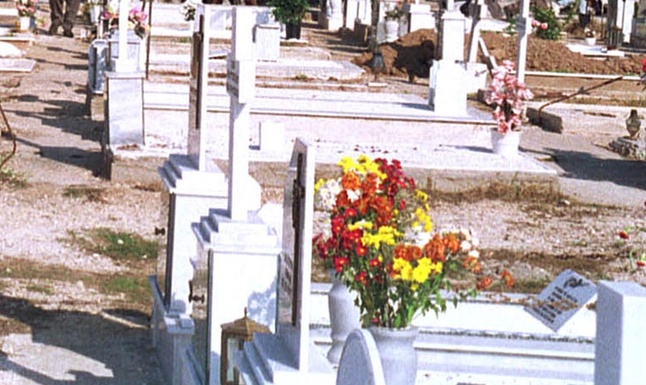 Ηλεία: Χωρισμός από γυναίκα η πιθανή αιτία της αυτοκτονίας δίπλα στον τάφο του πατέρα του