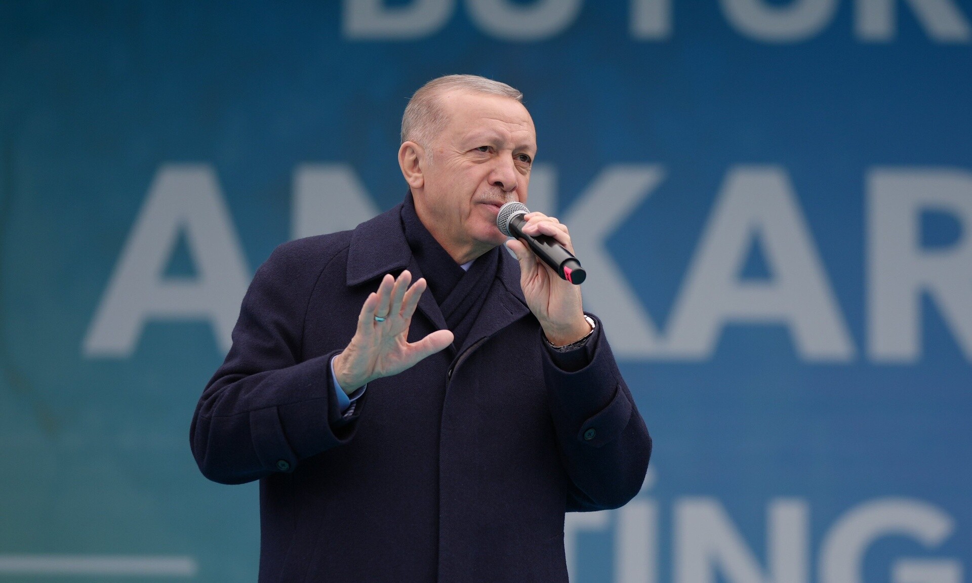 Στηρίζει Πούτιν ο Ερντογάν: «Κοινός εχθρός της ανθρωπότητας η τρομοκρατία»