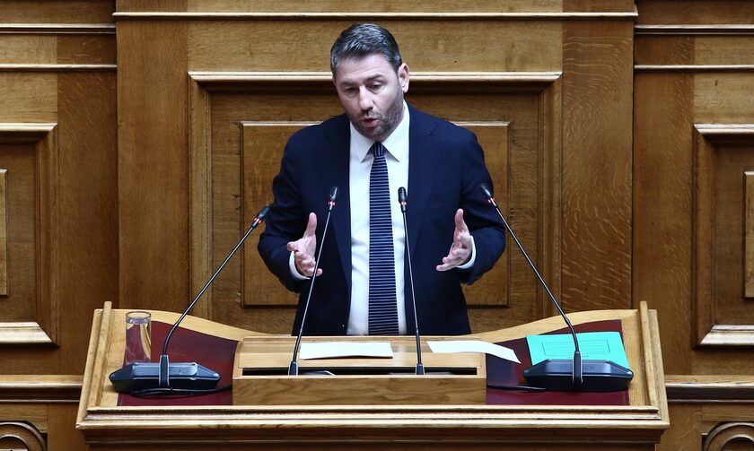 Σε πρόταση δυσπιστίας καλεί ο Νίκος Ανδρουλάκης για τα Τέμπη