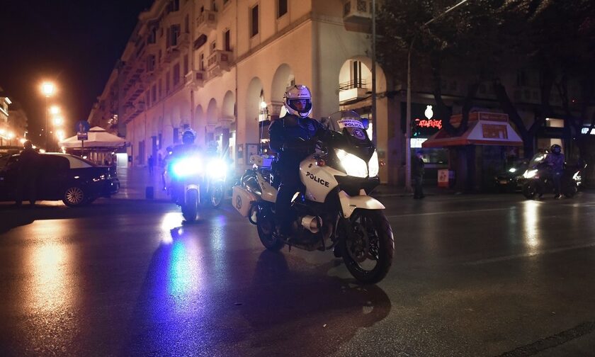 Θεσσαλονίκη: Πάνω από 100 έλεγχοι της ΕΛ.ΑΣ. σε ανηλίκους στο κέντρο μέσα σε ένα βράδυ