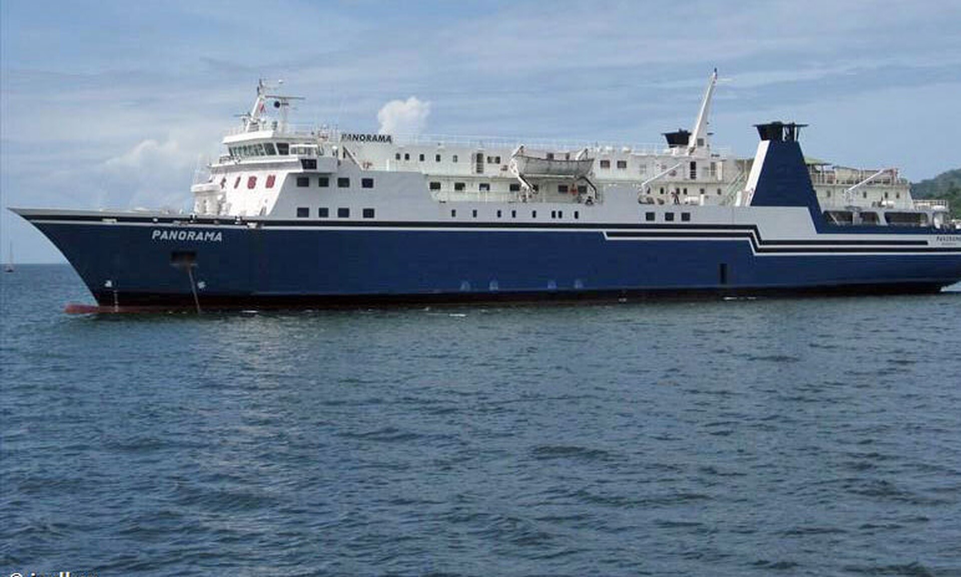 Μηχανική βλάβη στο πλοίο «Πανόραμα» – Επιστρέφει στην Εύβοια με 221 επιβάτες