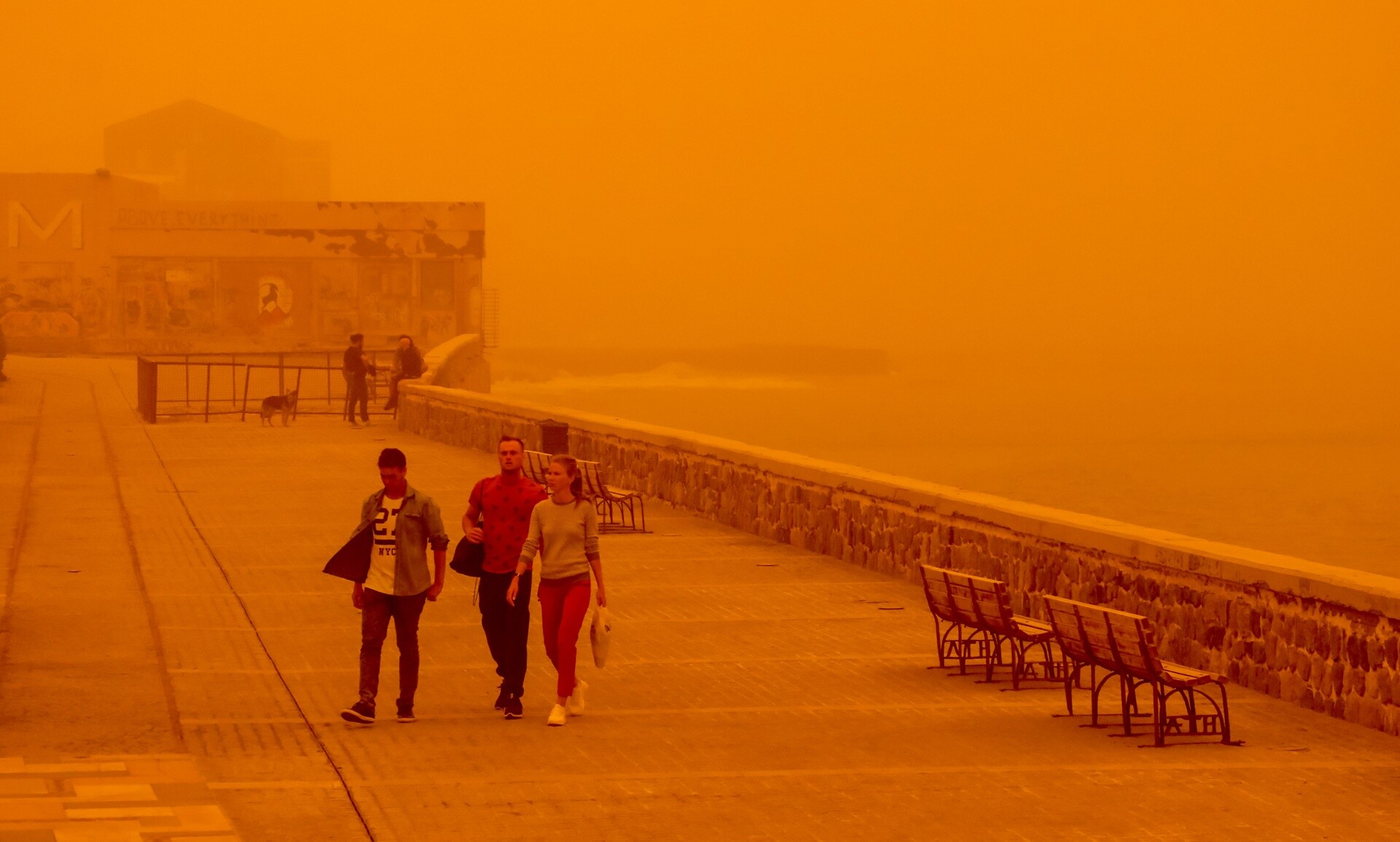 Κρήτη: Πνίγεται στην αφρικανική σκόνη το νησί - Οδηγίες από την Περιφέρεια