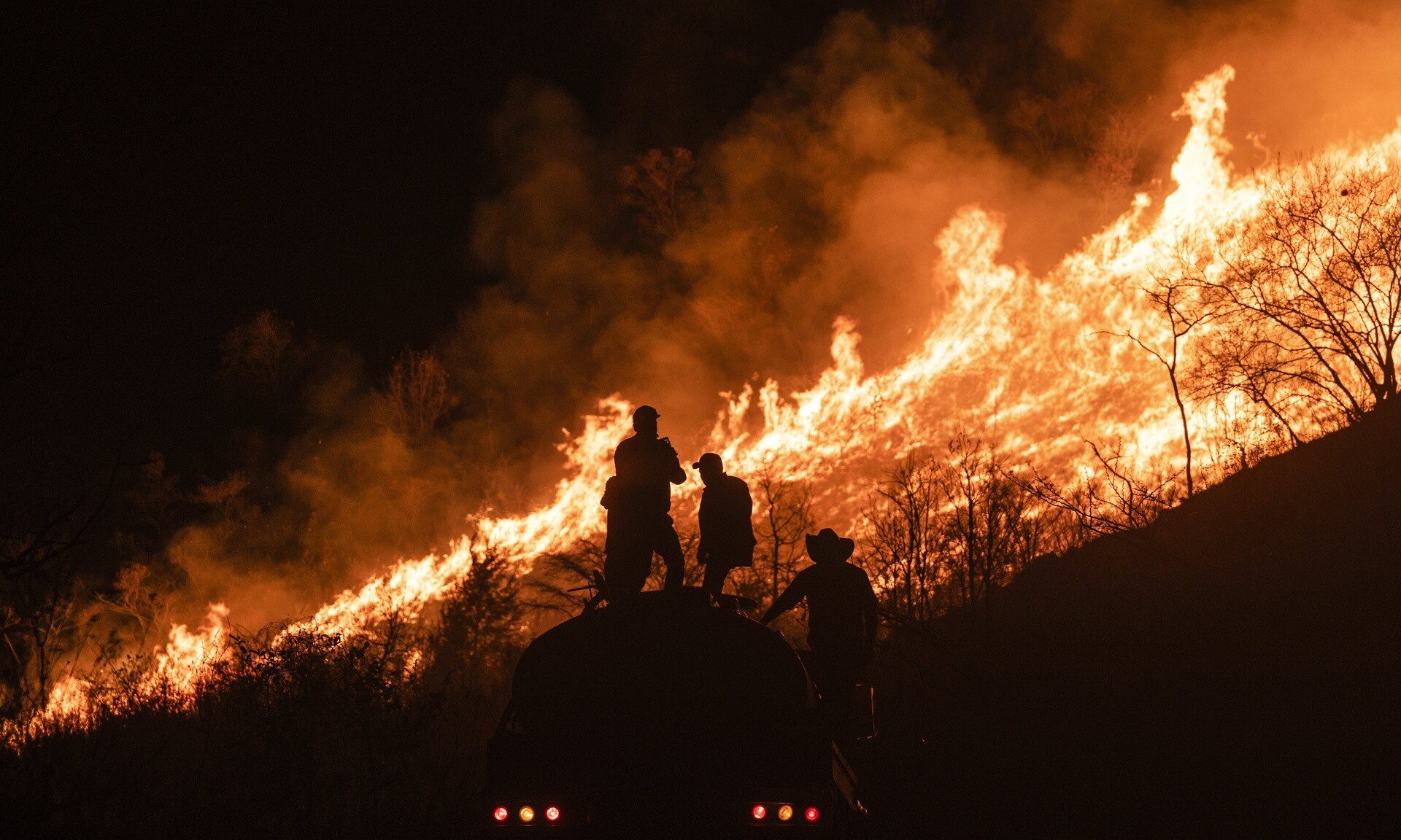 Μεξικό: Τέσσερις νεκροί από τις δασικές πυρκαγιές στην Πολιτεία του Μεξικού