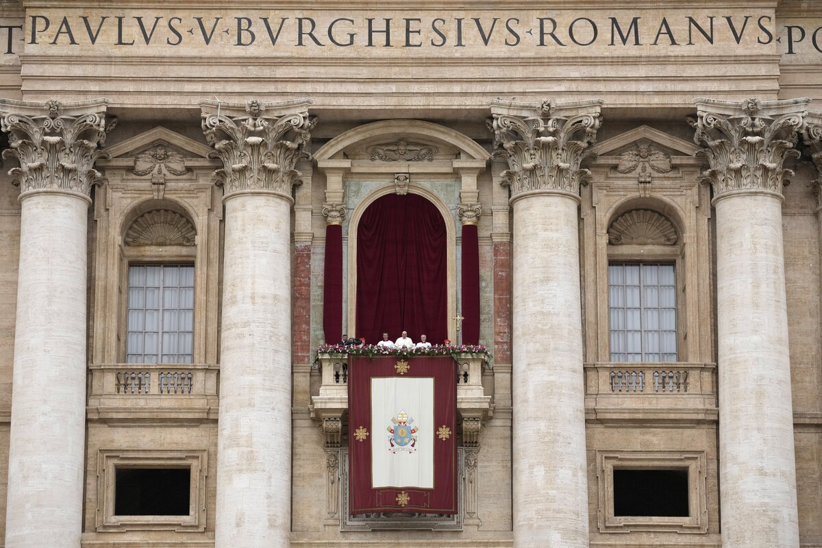 Πάπας Φραγκίσκος: Το μήνυμα του ποντίφικα για το Καθολικό Πάσχα-«Η ειρήνη δεν οικοδομείται με όπλα» 2