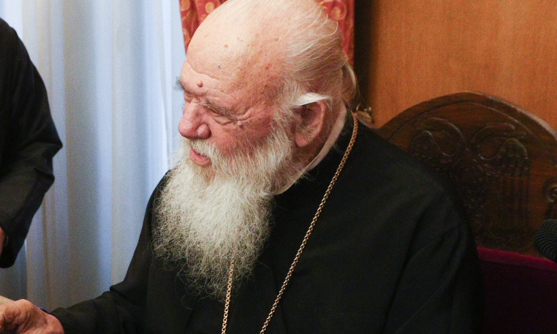 Αρχιεπίσκοπος για γάμο Κασσελάκη: Να πάτε να γλεντήσετε