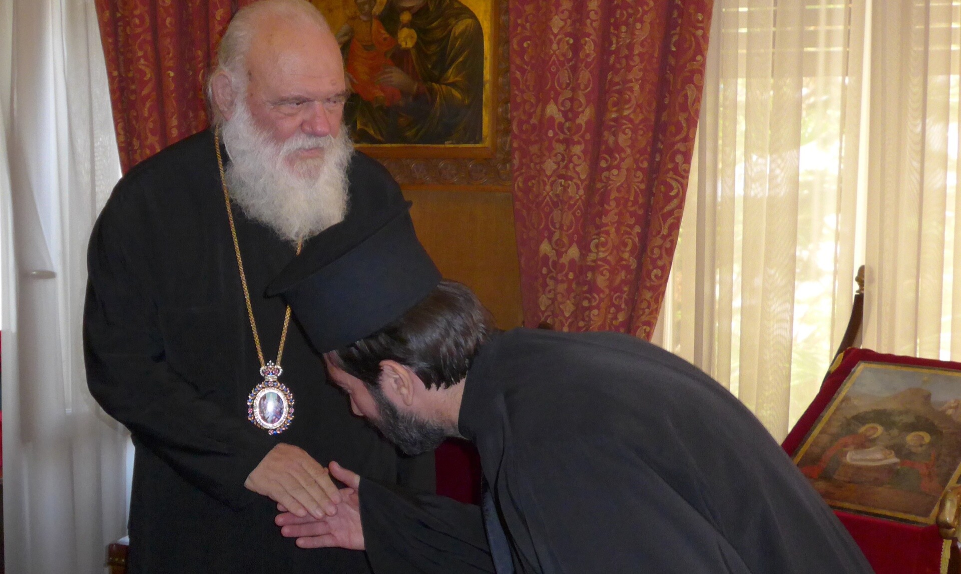 Αρχιεπίσκοπος για π. Αντώνιο: Δεν παύει να είναι παιδί μου