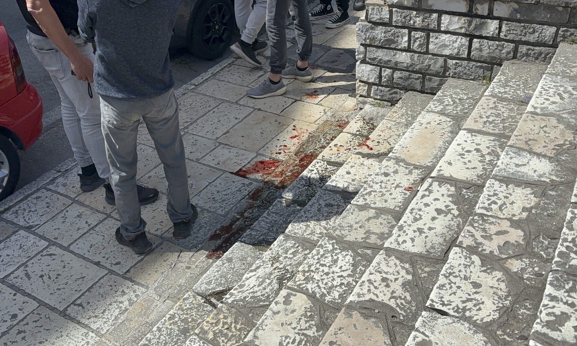 Κέρκυρα: Μαθητής σε κατάσταση αμόκ μαχαίρωσε τρία άτομα - Στο νοσοκομείο τα θύματα