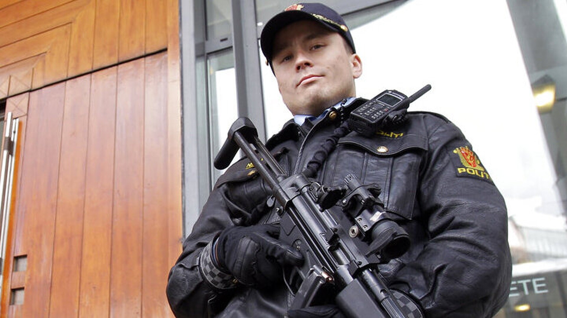 Νορβηγία: Οι αστυνομικοί θα φέρουν όπλα μέχρι νεωτέρας λόγω απειλής εναντίον τζαμιών