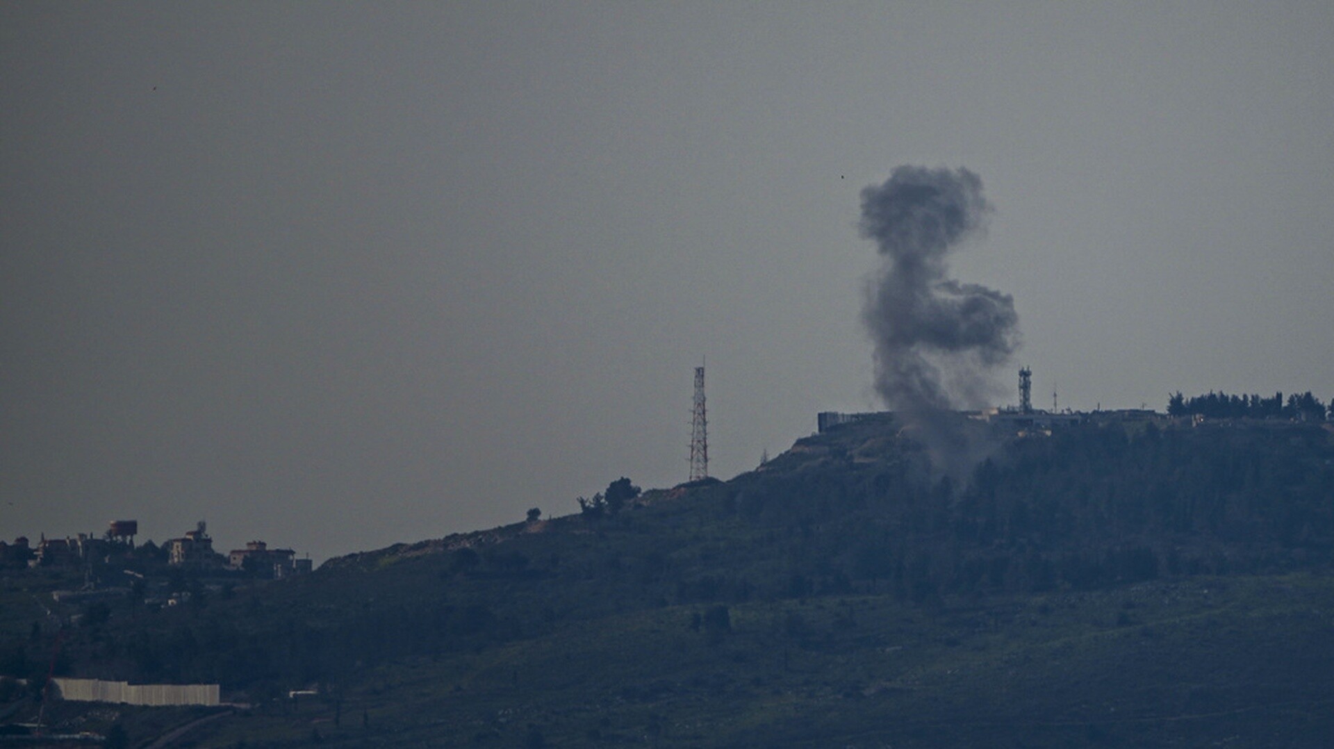 Λίβανος: Αεροπορικές επιδρομές εναντίον θέσεων της Χεζμπολάχ μετά την κατάρριψη ισραηλινού drone