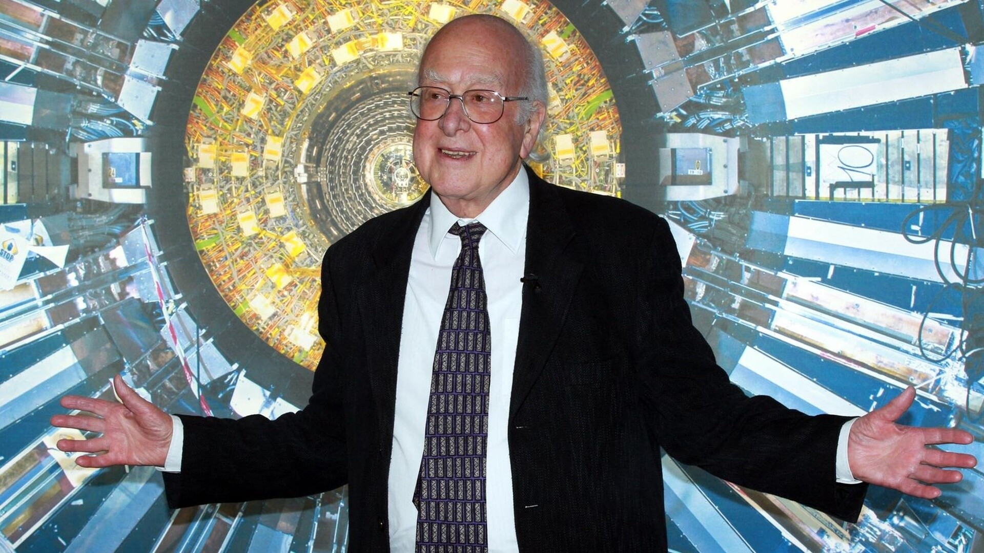 Πέθανε ο επιστήμονας Πίτερ Χιγκς, «νονός» του περίφημου «σωματιδίου του Θεού»