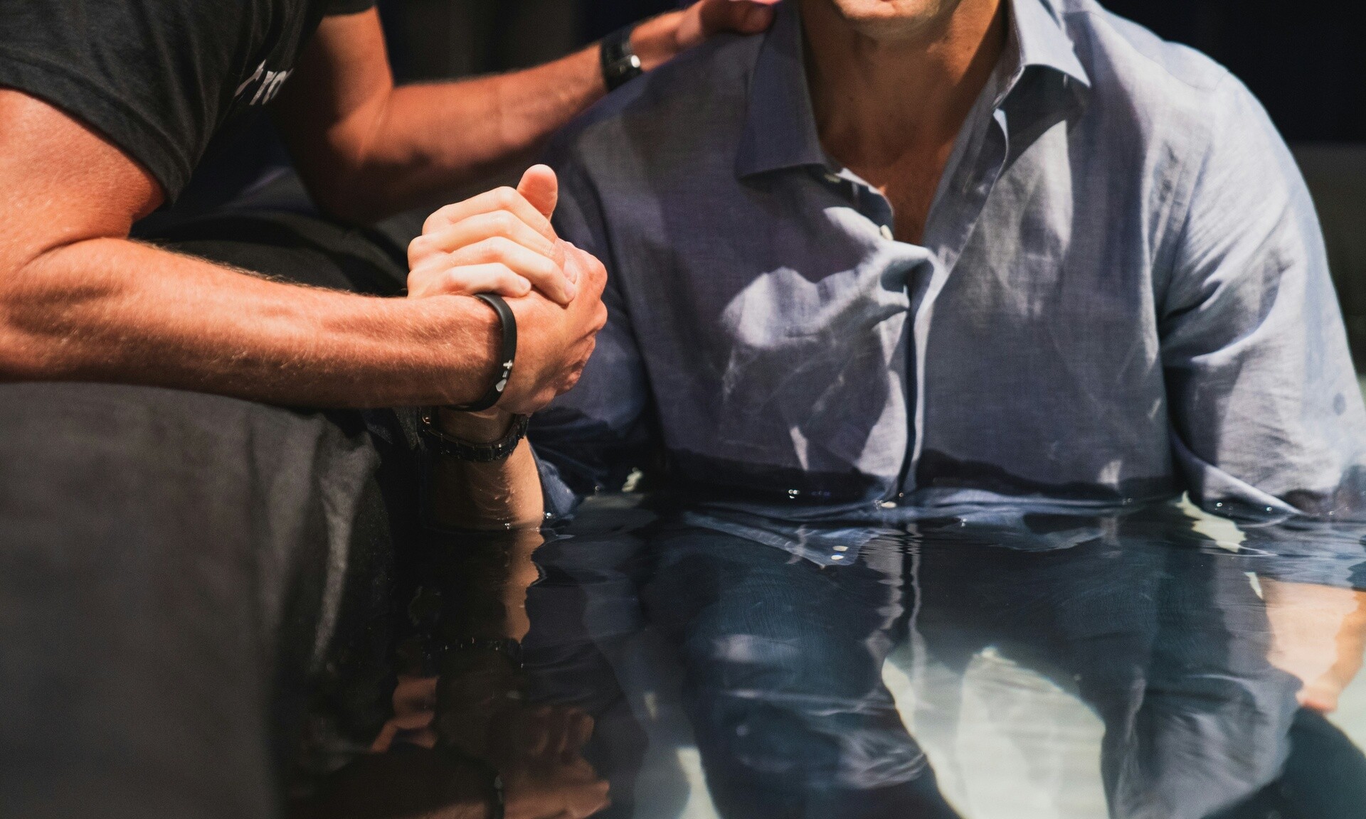 Συγκλονίζει 38χρονος που βαφτίστηκε Χριστιανός μέσα στις φυλακές: «Νιώθω ήδη την αλλαγή, είμαι καλά»