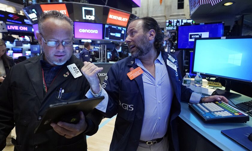 Wall Street: Ο CPI «φρέναρε» τις επενδυτικές προσδοκίες για μείωση των επιτοκίων
