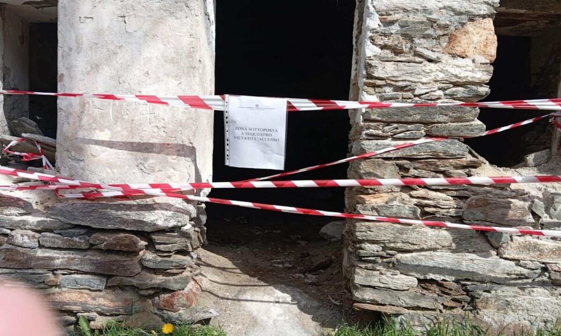 Ιταλία: Γαλλίδα βρέθηκε δολοφονημένη μέσα σε ερειπωμένη εκκλησία - Αναζητείται ο σύντροφός της