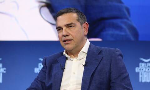 Ο Τσίπρας δηλώνει «παρών» - Τα μηνύματα του πρώην πρωθυπουργού προς πάσα κατεύθυνση