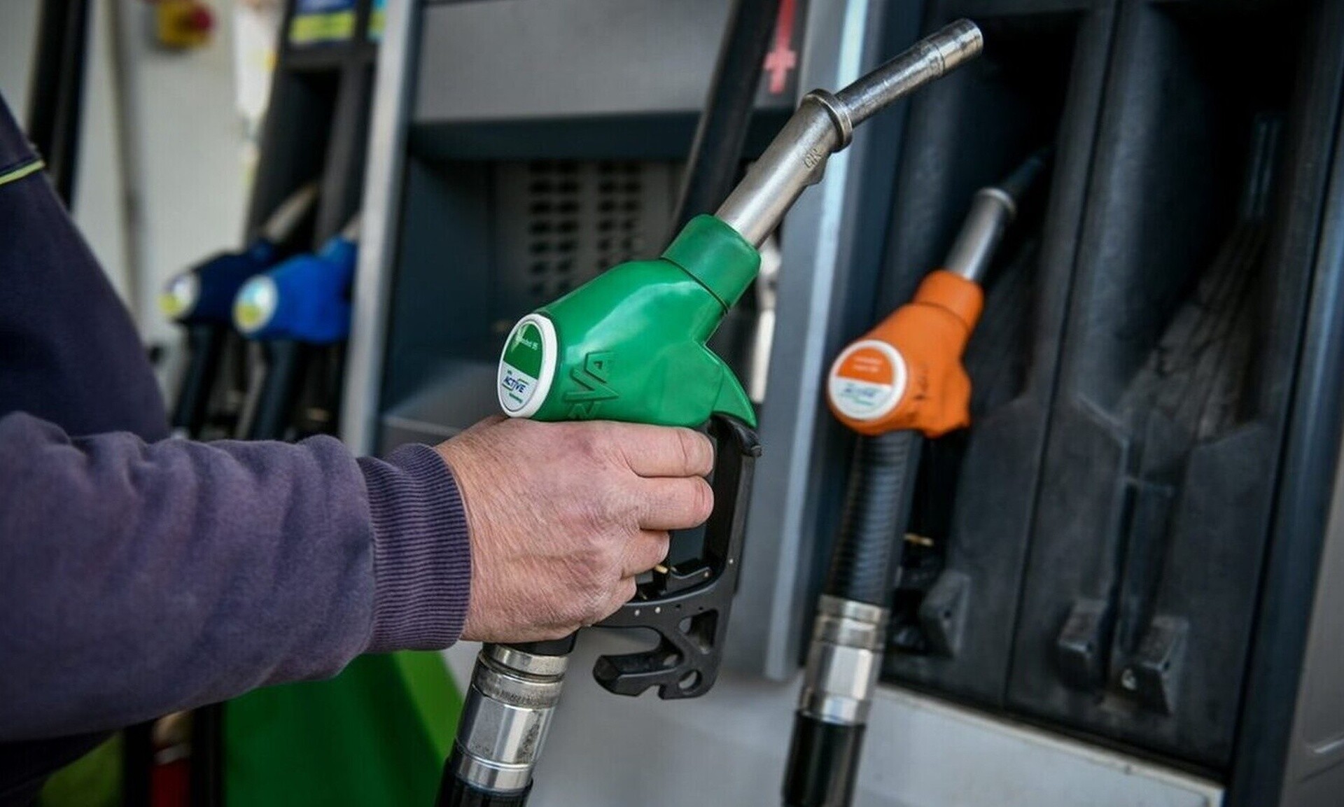 Θα φτάσει τα 2,10 ευρώ η βενζίνη;