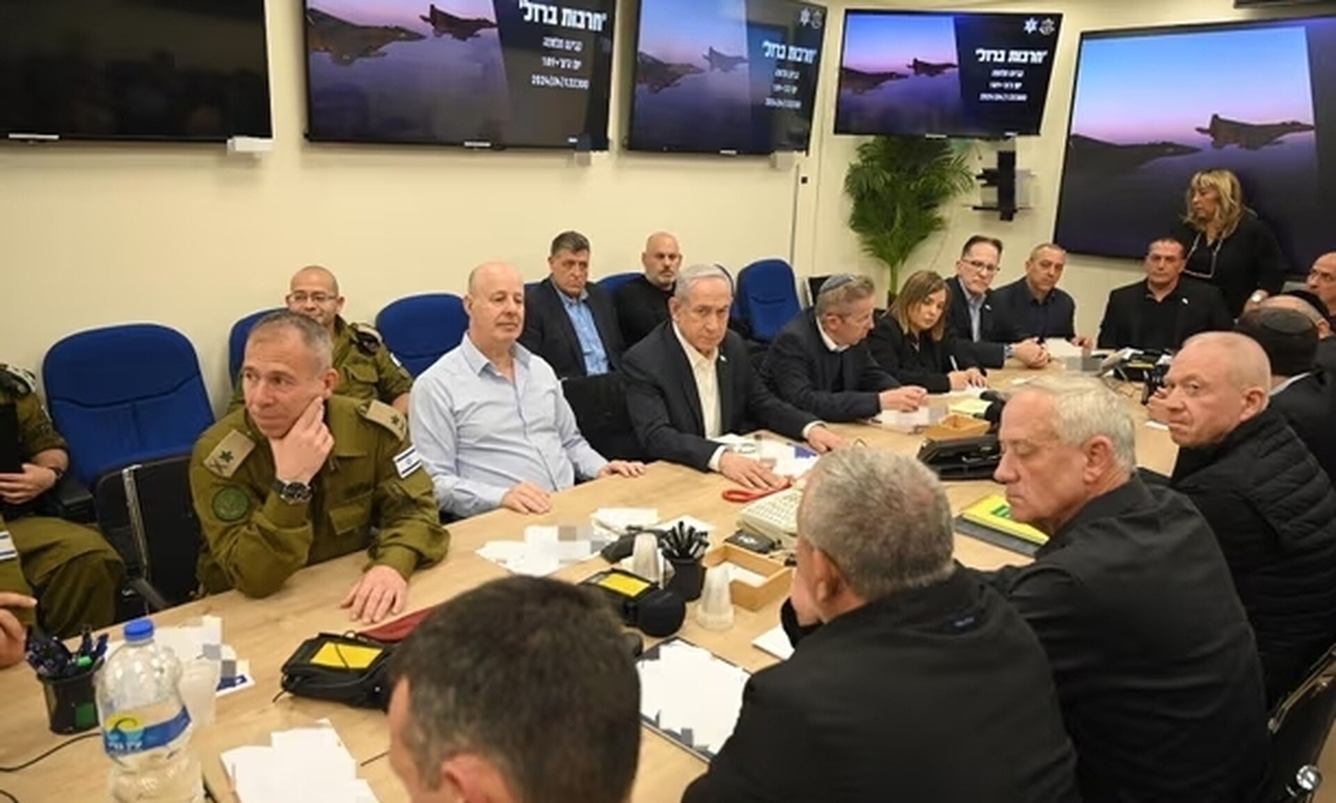 Χωρίς απόφαση ολοκληρώθηκε η συνεδρίαση του πολεμικού συμβουλίου του Ισραήλ