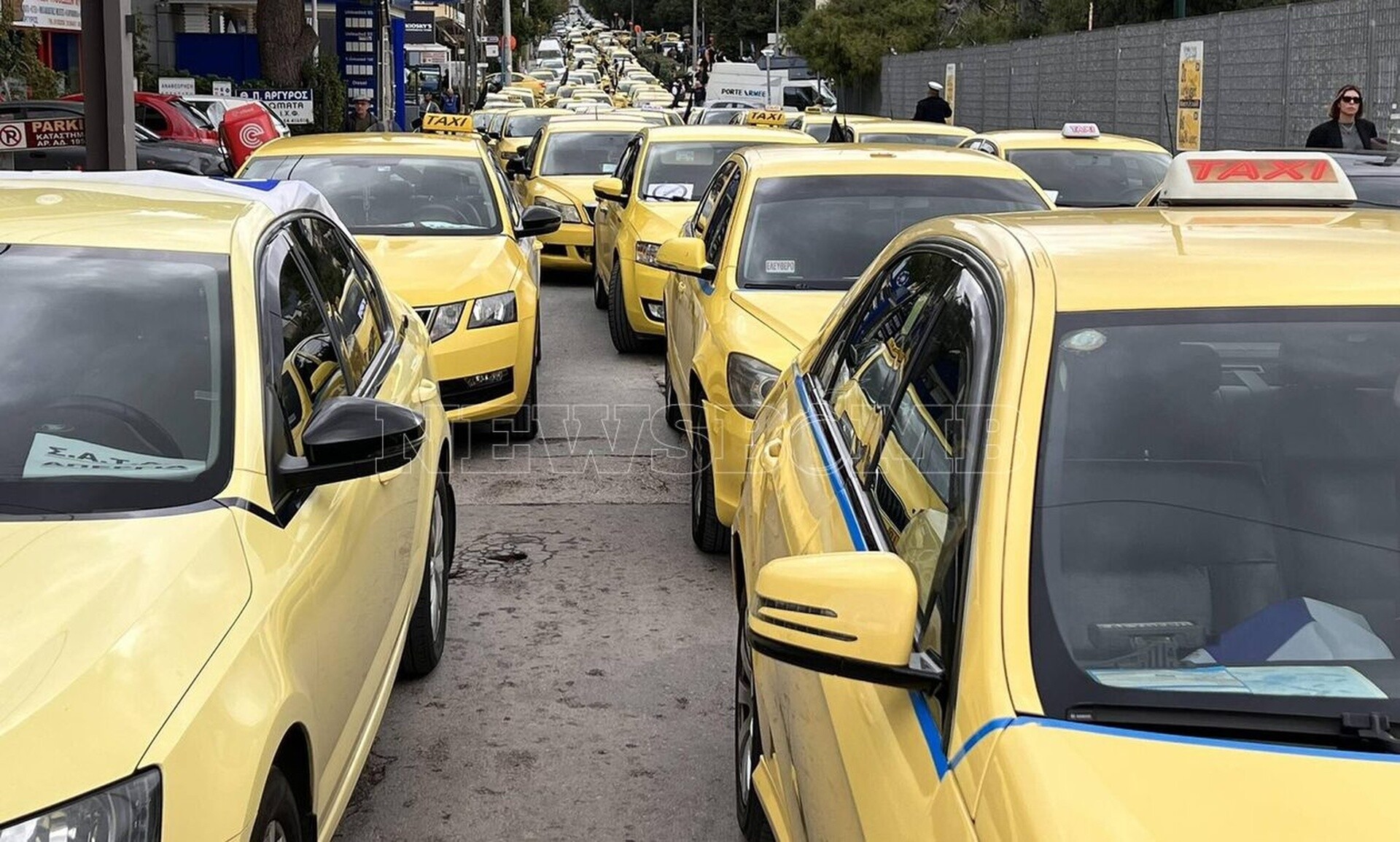 Χωρίς ταξί η Αθήνα την Τετάρτη - Ποιες ώρες θα απεργήσουν