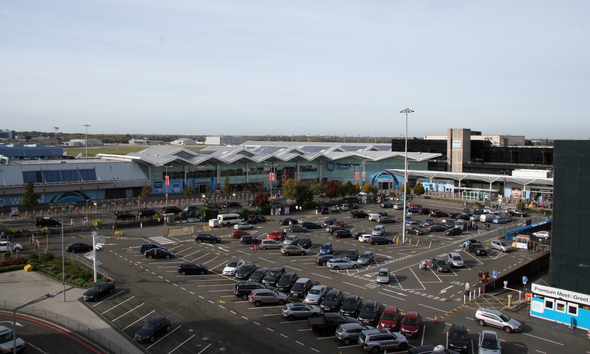 Βρετανία: Έκλεισε προσωρινά το αεροδρόμιο του Μπέρμιγχαμ λόγω ύποπτου αντικειμένου σε αεροπλάνο Ειδήσεις