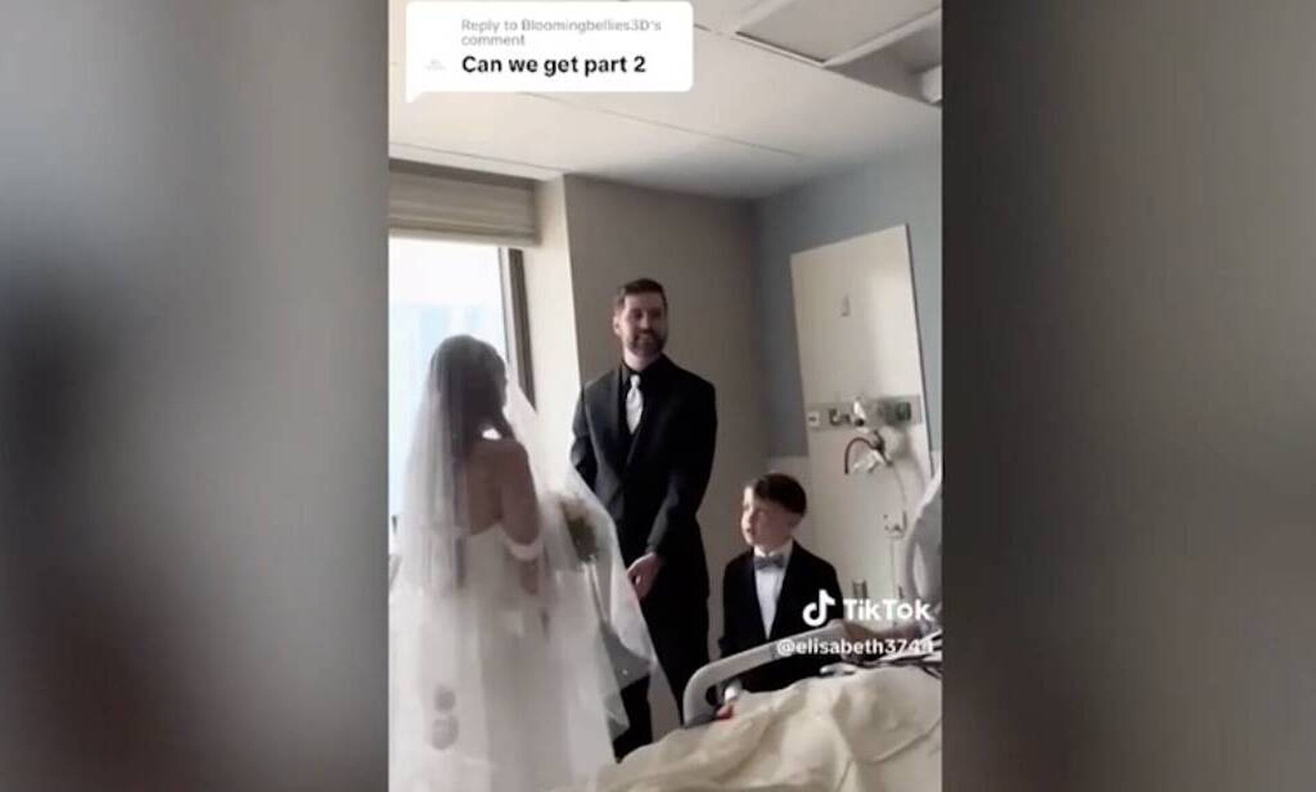 ΗΠΑ: Ζευγάρι παντρεύτηκε σε νοσοκομείο της Νέας Υόρκης - Ο λόγος συγκινεί