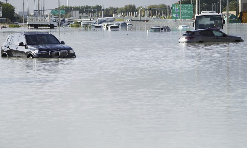 Φονικές πλημμύρες στο Ντουμπάι