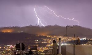 Έκτακτο Δελτίο Επιδείνωσης Καιρού: Έρχεται κακοκαιρία με ισχυρές βροχές και καταιγίδες