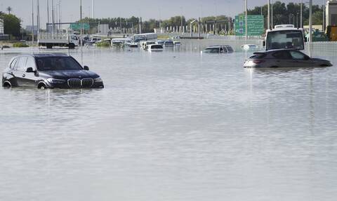 Ντουμπάϊ: Η «σπορά των νεφών» προκάλεσε την ιστορική καταιγίδα - Τι είναι η τεχνητή πρόκληση βροχής
