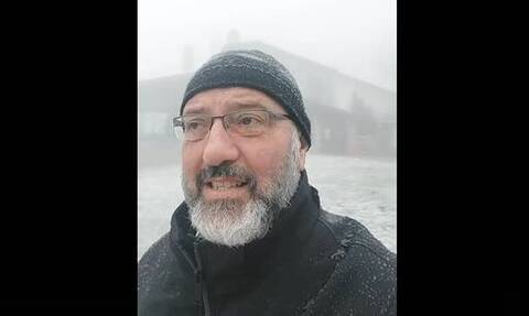 Σάκης Αρναούτογλου: «Προσοχή στην κακοκαιρία», λέει από τη χιονισμένη Βίγλα