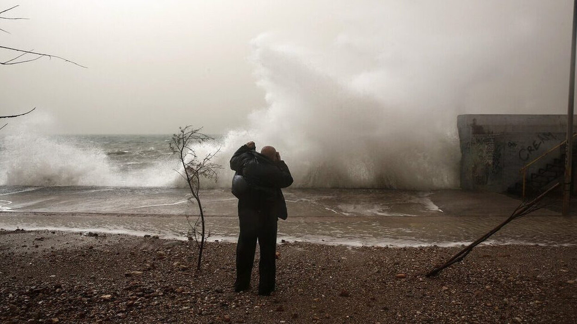 Καιρός: Ισχυρές καταιγίδες στη Θεσσαλία - Πού αναμένονται τα έντονα φαινόμενα