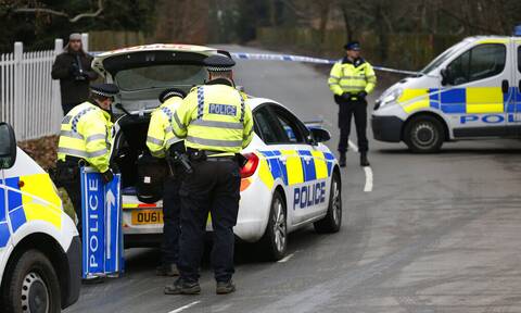 Συναγερμός στη Βρετανία: Η αστυνομία αναζητά την 15χρονη που εξαφανίστηκε μαζί με το κατοικίδιό της