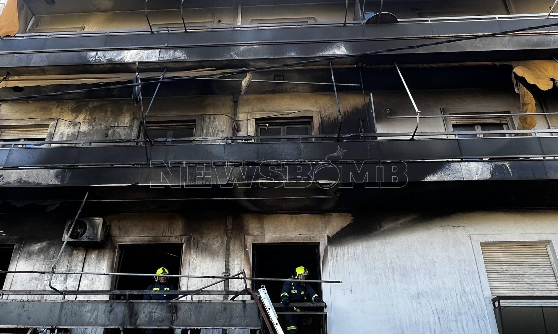 Φωτιά σε διαμέρισμα στη Ριζούπολη «Δεν μπορούσαμε να βγούμε λόγω της αύξησης θερμοκρασίας»