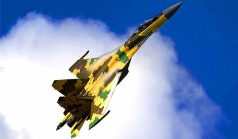 Ιράν: Παραλαμβάνει το πρώτο σμήνος ρωσικών μαχητικών SU-35