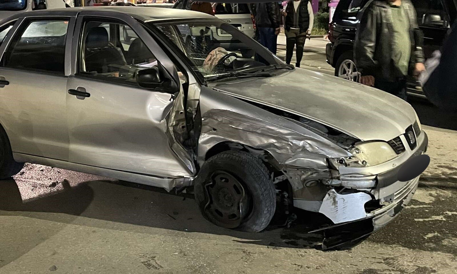 Λάρισα: Αυτοκίνητο παρέσυρε και τραυμάτισε ανήλικο αφού προσέκρουσε σε άλλα οχήματα