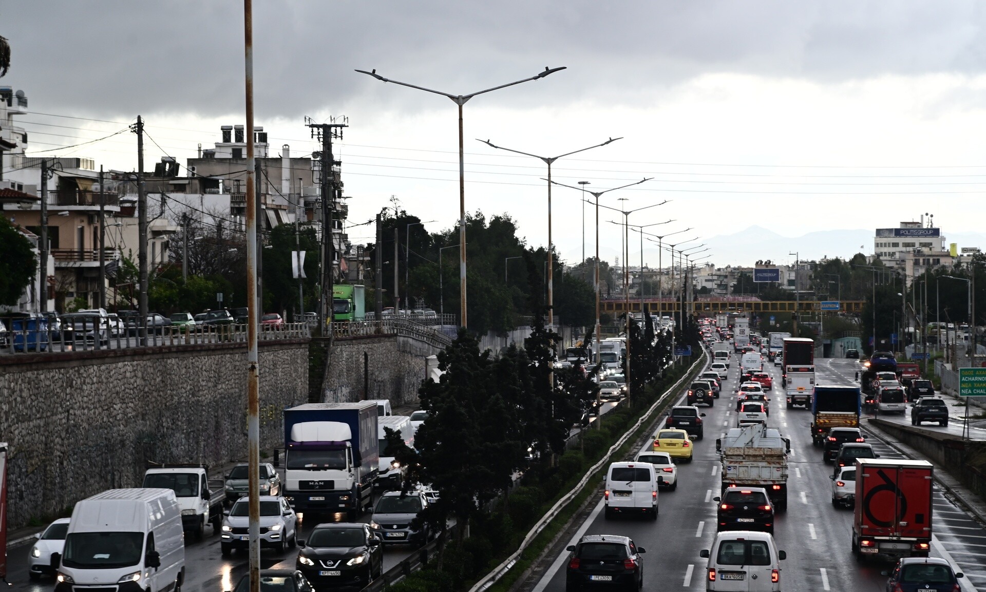 Κίνηση τώρα: Στο «κόκκινο» ο Κηφισός και η Λεωφόρος Αθηνών λόγω βροχόπτωσης