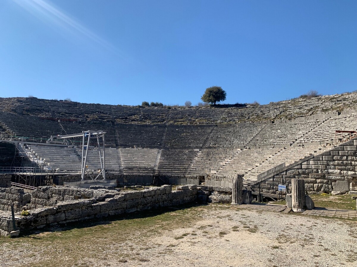 Το αποκατεστημένο Αρχαίο Θέατρο Δωδώνης