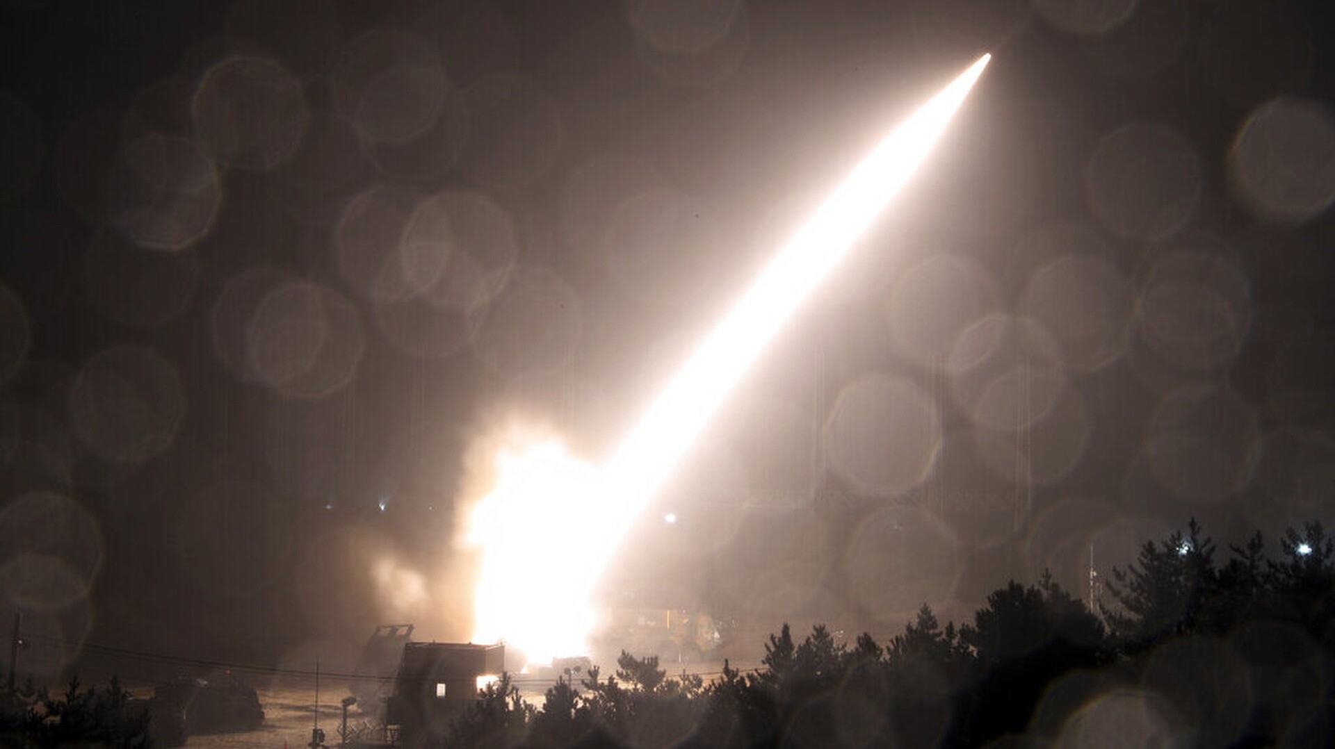 Πόλεμος στην Ουκρανία: Το Κίεβο παρέλαβε από τις ΗΠΑ πυραύλους ATACMS μεγάλου βεληνεκούς