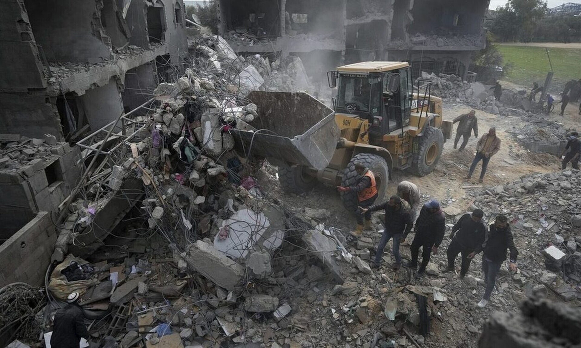 Πόλεμος στο Ισραήλ: Ο Λευκός Οίκος απαιτεί απαντήσεις για τους ομαδικούς τάφους στη Γάζα