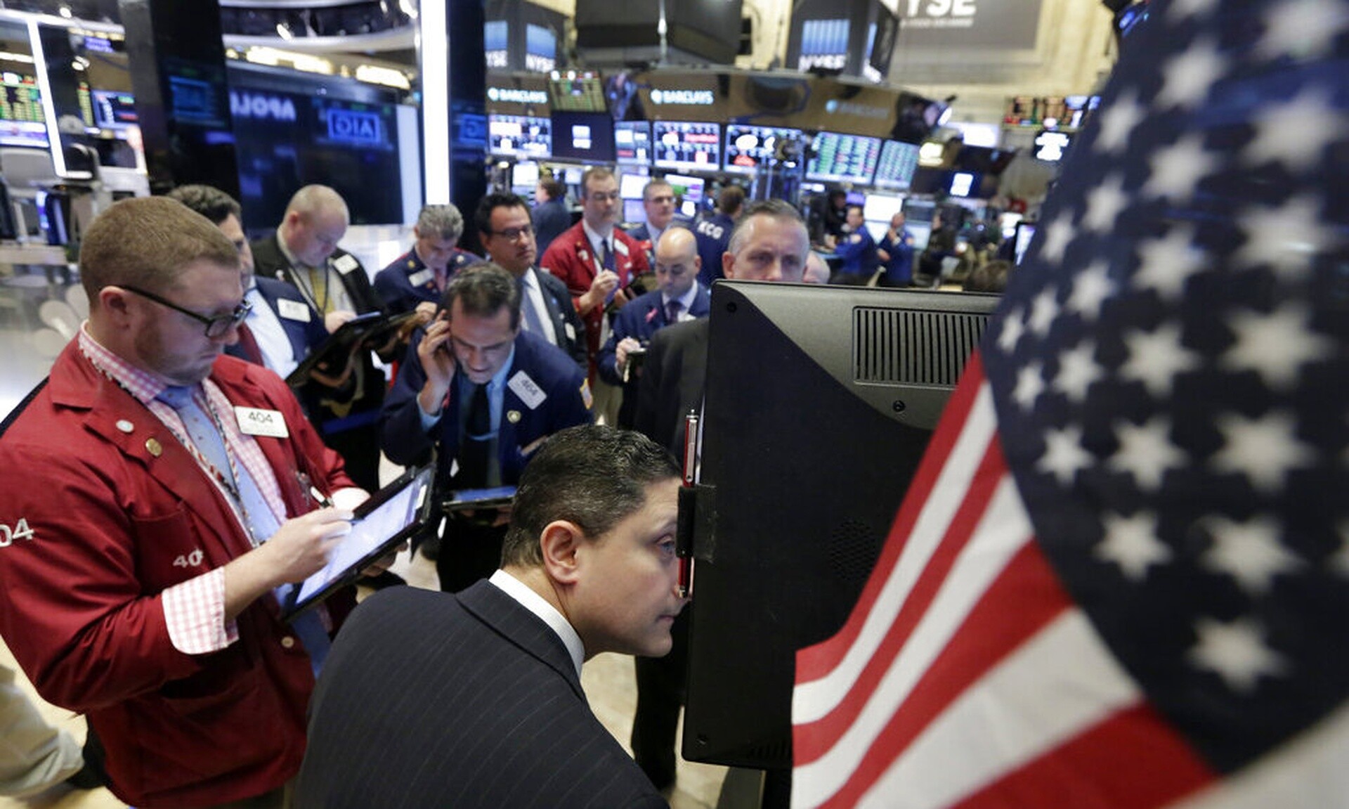 Επιφυλακτικότητα στη Wall Street εν αναμονή των στοιχείων για τον πληθωρισμό