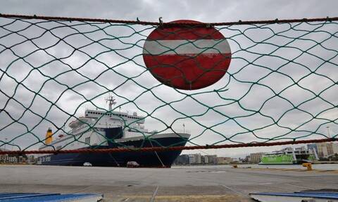 Πρωτομαγιά: Δεμένα τα πλοία στα λιμάνια - Η ΠΝΟ συμμετέχει στην απεργία της ΓΣΕΕ
