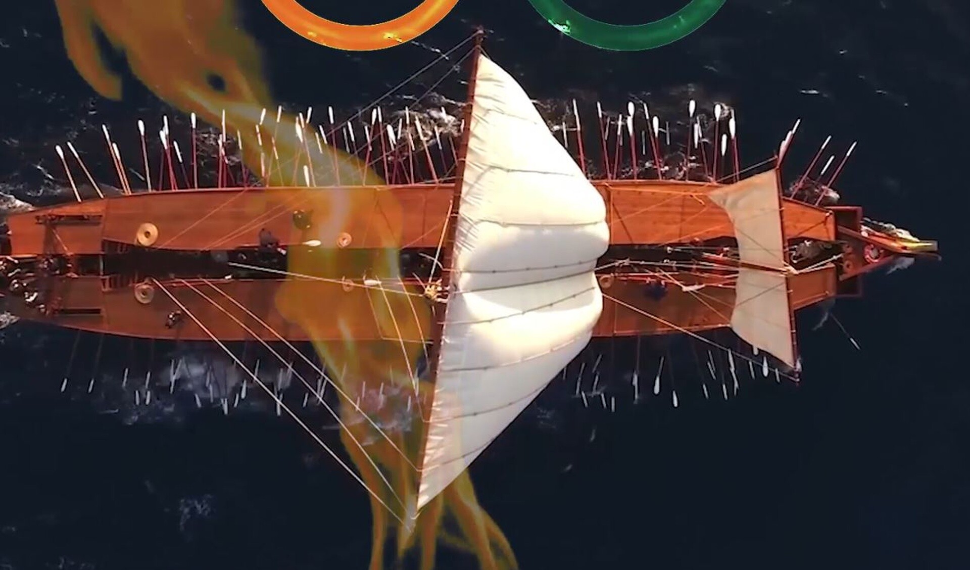 Η τριήρης του Πολεμικού Ναυτικού, «Ολυμπιάς», συνόδευσε την Ολυμπιακή Φλόγα (vid)