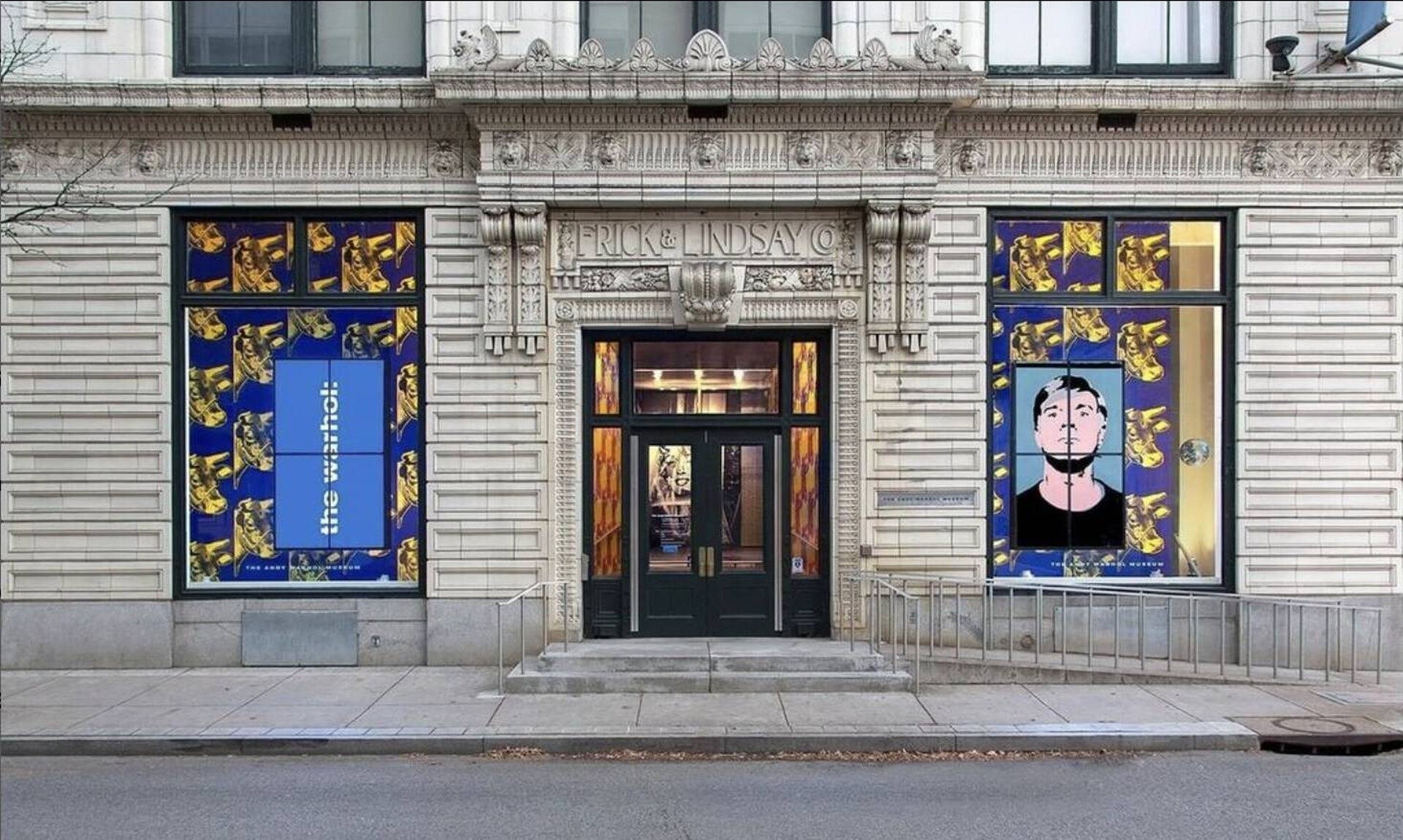 Έργα του Andy Warhol και του KAWS θα εκτεθούν μαζί για πρώτη φορά