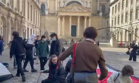 Γαλλία: Επεισόδια έξω από το πανεπιστήμιο της Σορβόννης με διαδηλωτές υπέρ της Παλαιστίνης