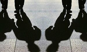 Συμμορία ανηλίκων πίσω από τον θάνατο της 16χρονης από «κοκτέιλ» ναρκωτικών στον Βύρωνα