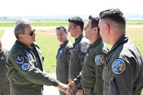 Ο Αρχηγός ΓΕΑ επισκέφτηκε μονάδες της Πολεμικής Αεροπορίας στα νησιά