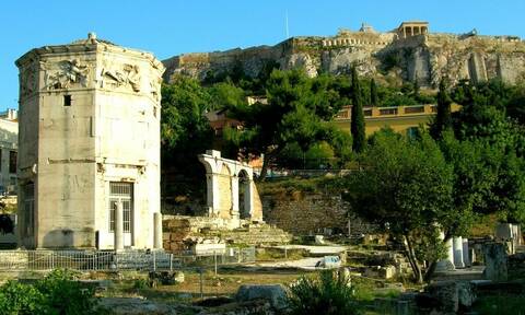 Συνεχίζονται οι δωρεάν ξεναγήσεις σε ιστορικά σημεία της Αθήνας - Το πρόγραμμα του Μαΐου